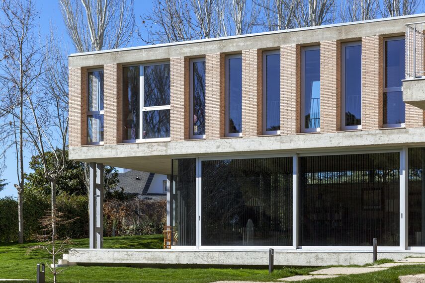 MasterLine 8 Windows - Private House Las Lomas located in Madrid, Spain