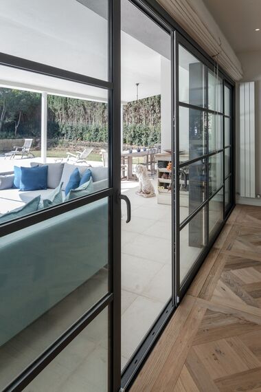 SlimLine 38 Ferro Windows - Villa Private House San Roque located inSpain