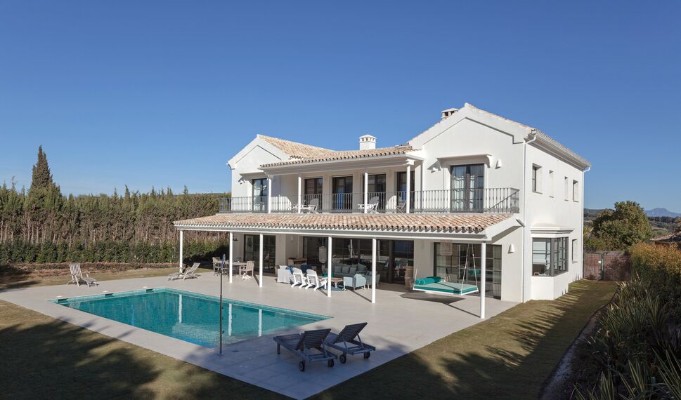 SlimLine 38 Ferro Windows - Villa Private House San Roque located inSpain