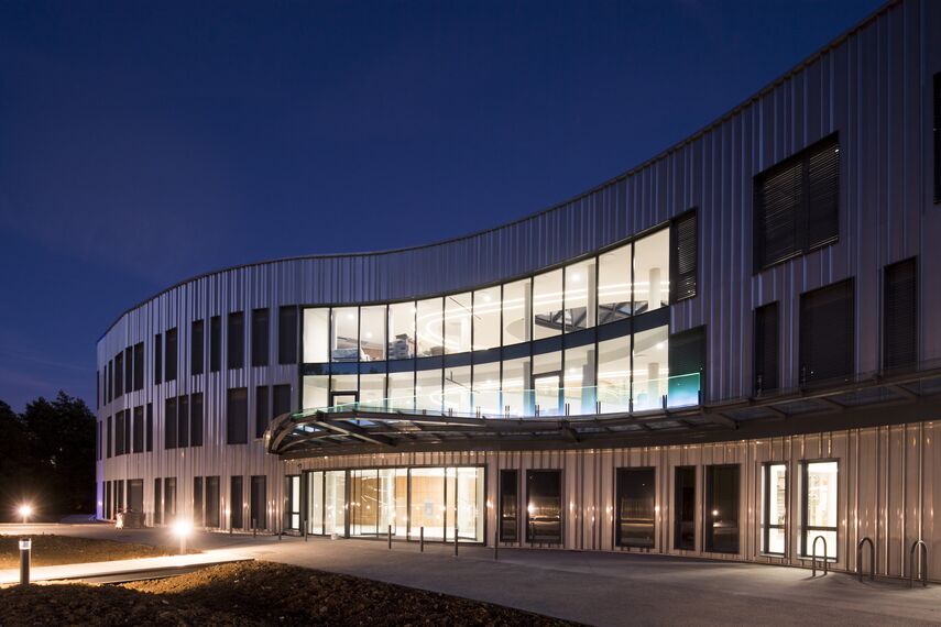 CW 50-SC Façades - Office building LINUX located inFrance