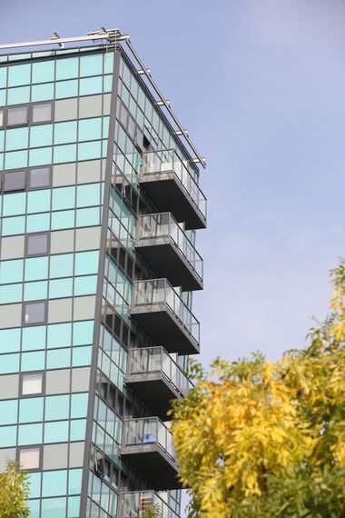 Vision 50 Doors, ConceptWall 50 Façades, ConceptSystem 68 Doors and ES 50 Windows - Apartmentcomplex Enfield Central located in Enfield, United Kingdom