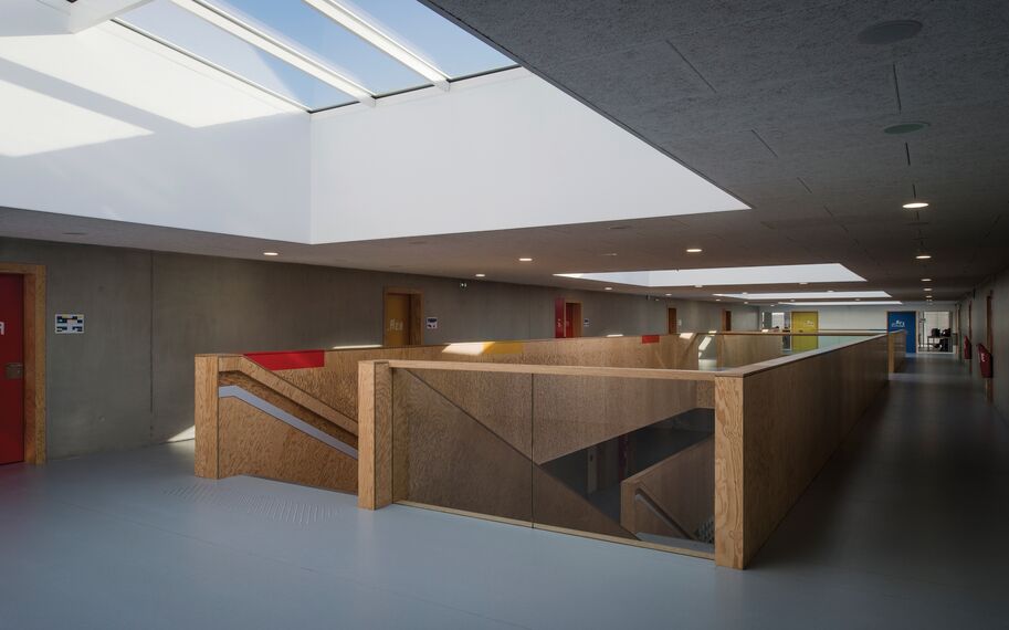 ConceptWall 50 Façades and ThermoSystem 68 Windows - School Restructuration Collège La Grande Métairie located inFrance