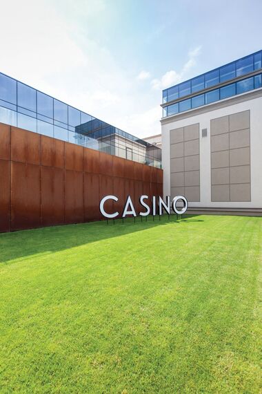 CS 86-HI (c) Cancelled Systems, ConceptSystem 59Pa Windows and CW 50-SC Façades - Entertainment Casino Olomouc located in Olomouc, Czech Republic