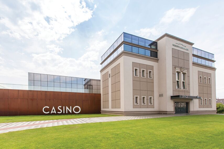 CS 86-HI (c) Cancelled Systems, ConceptSystem 59Pa Windows and CW 50-SC Façades - Entertainment Casino Olomouc located in Olomouc, Czech Republic