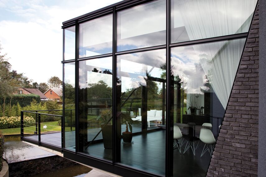 Mosquito Complementary Systems, ConceptSystem 68 Windows and CP 96 Sliding & Folding - House Private House Ciney 1 located in Ciney, Belgium