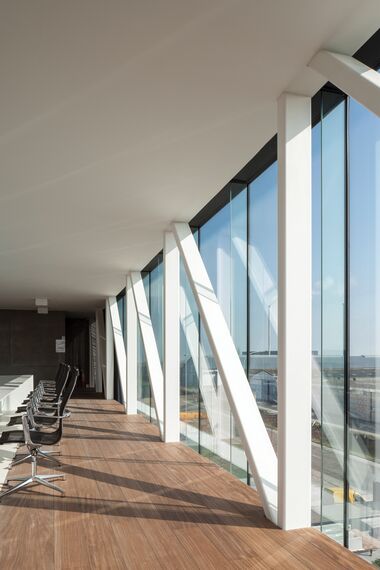 ConceptWall 50 Façades and ConceptSystem 77 Windows - Office building Enjoy Concrete located inBelgium
