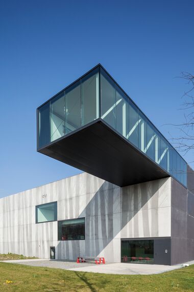 ConceptWall 50 Façades and ConceptSystem 77 Windows - Office building Enjoy Concrete located inBelgium