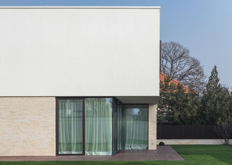 BriseSoleil 40 Solar Shading and CS 86-HI (c) Cancelled Systems - Private house K located inRomania