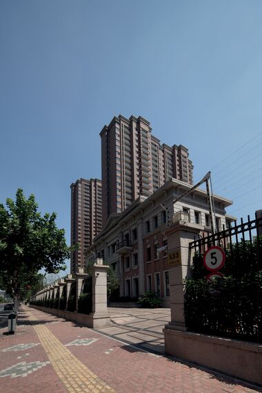 ConceptPatio 45Pa Sliding & Folding and CP 50 Sliding & Folding - Apartmentcomplex Xintiandi Riverside Garden located in Shanghai, China