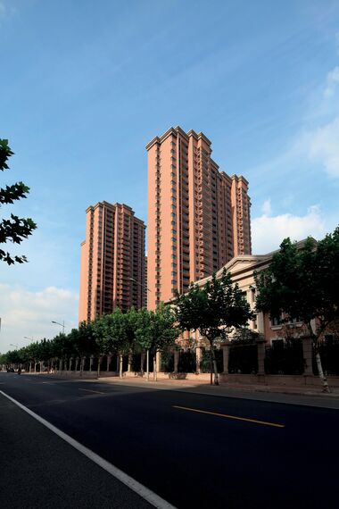 ConceptPatio 45Pa Sliding & Folding and CP 50 Sliding & Folding - Apartmentcomplex Xintiandi Riverside Garden located in Shanghai, China