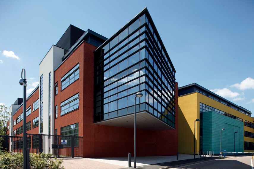 ConceptWall 50 Façades - College/University West Herts College located in West Herts, United Kingdom