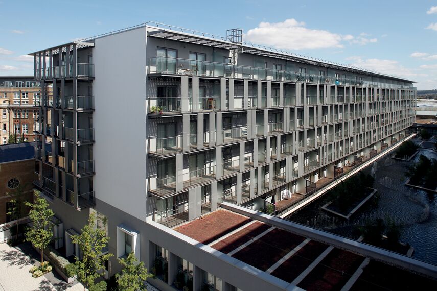 ConceptWall 50 Façades - Apartmentcomplex The Armouries located in London, United Kingdom