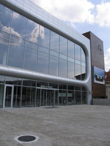 ConceptWall 50 Façades - Shopping centre Shopping center Light Park located in Bratislava, Slovak Republic