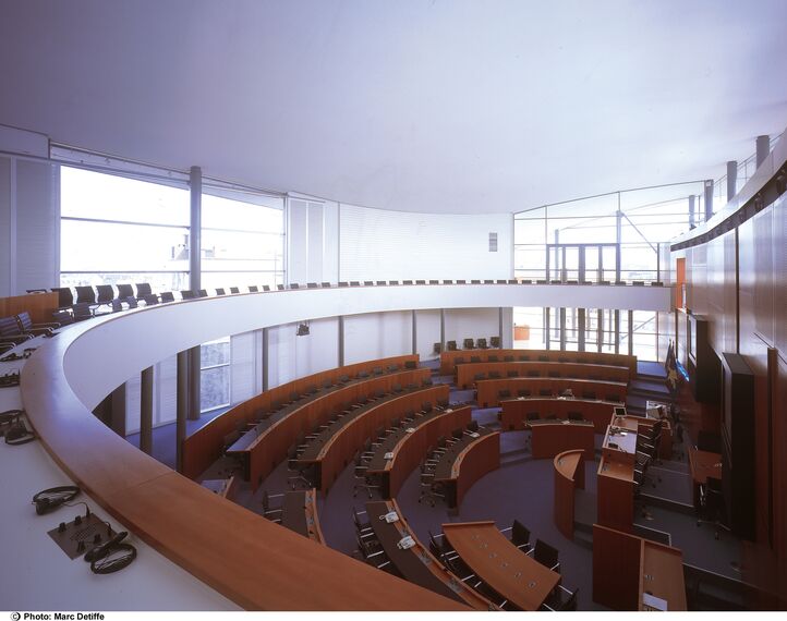 ConceptWall 50 Façades - Office building Brussels Parliament located in Brussels, Belgium