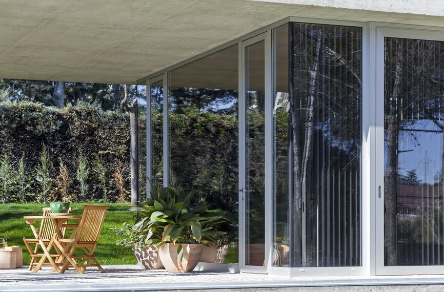 MasterLine 8 Windows - Private House Las Lomas located in Madrid, Spain