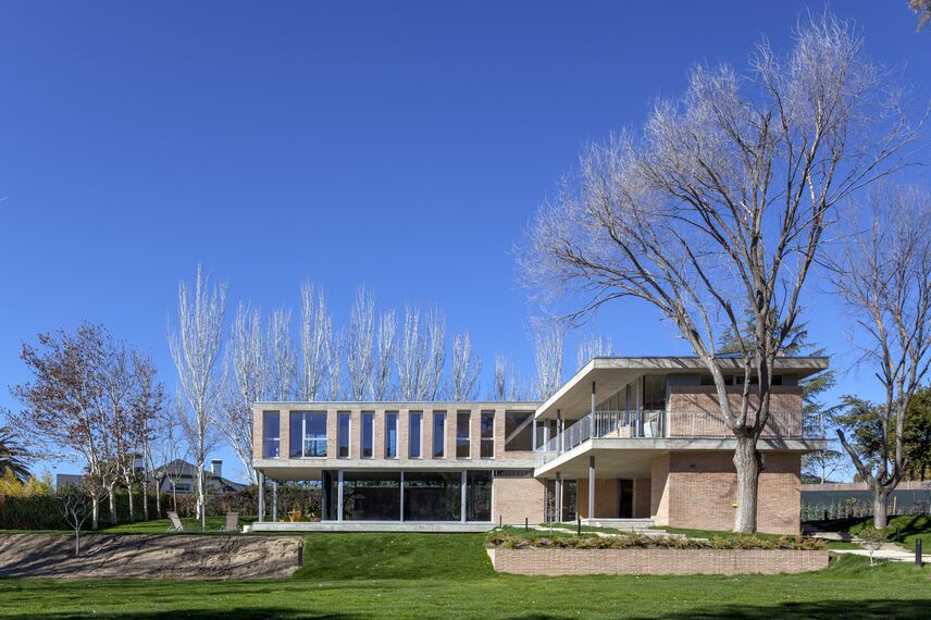 MasterLine 8 Windows - Private House Las Lomas located in Madrid, Spain