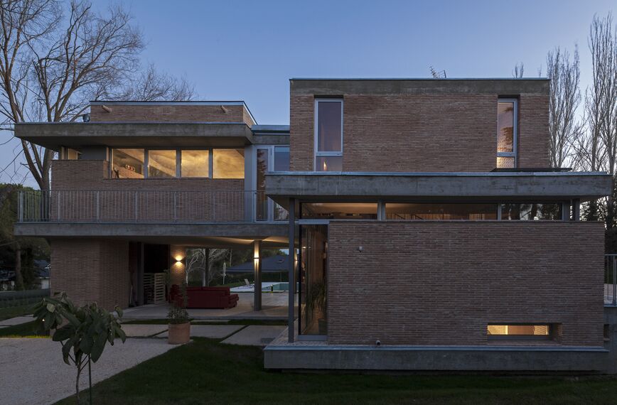 MasterLine 8 Windows - Private House Las Lomas located in Madrid, Spain