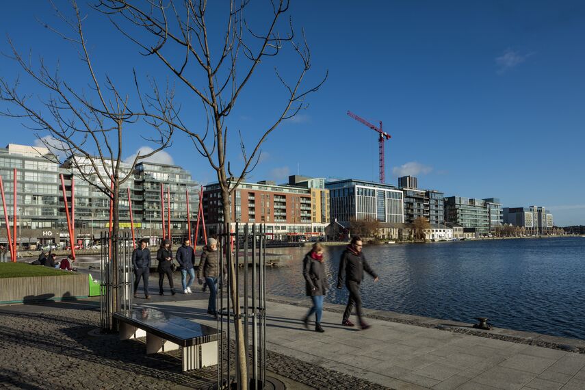 ConceptWall 50 Façades and ConceptSystem 77 Doors - Office building The Reflector located in Dublin, Ireland