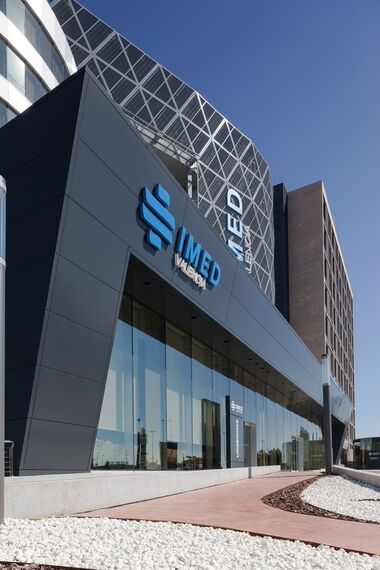 ConceptWall 50 Façades and CW 50-SC Façades - IMED Hospital located in Valencia, Spain