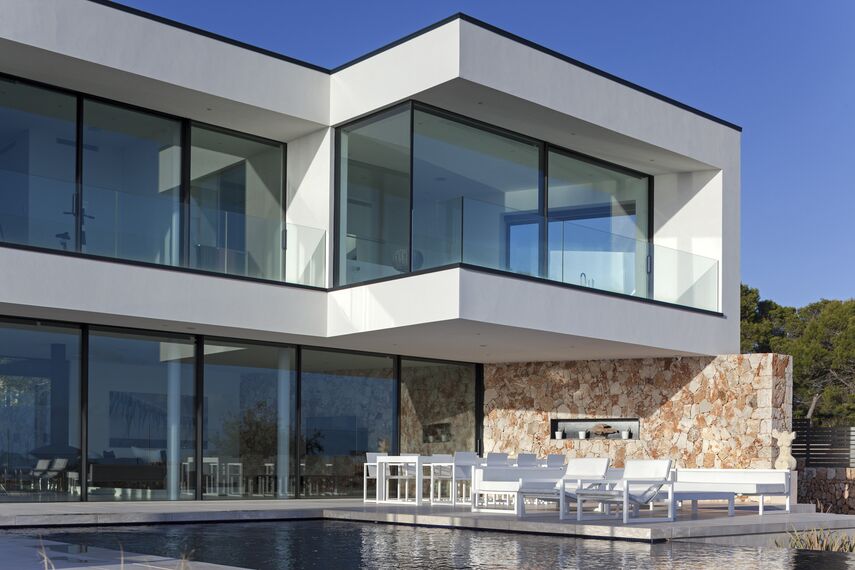 ConceptPatio 68 Sliding & Folding and HiFinity Sliding & Folding - Villa El Mar located inSpain