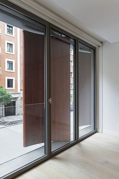 HiFinity Sliding & Folding and CS 77 Hidden Vent Windows - Apartmentcomplex Lagasca 99 located in Madrid, Spain