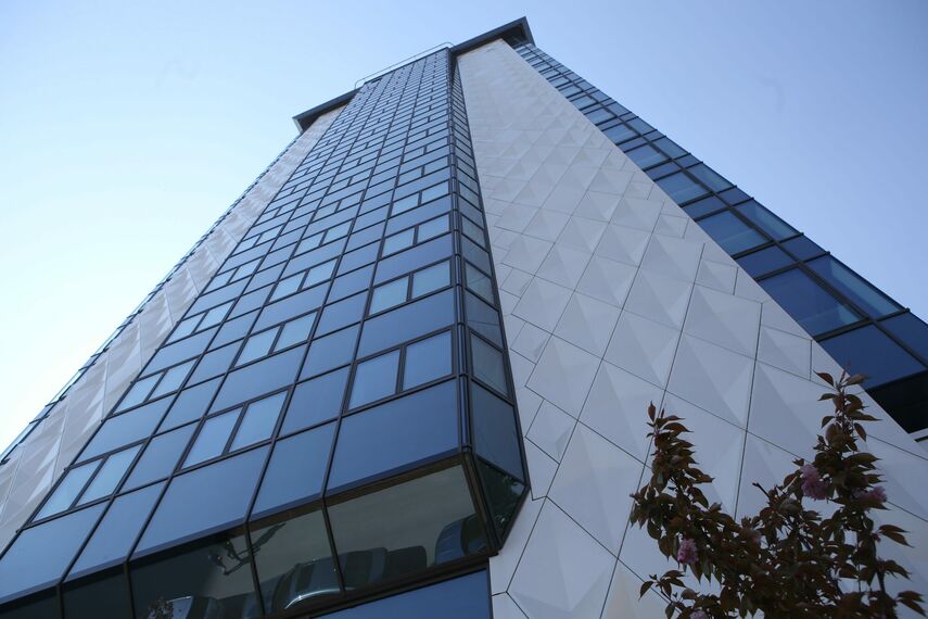 SlimLine 38 Windows, HiFinity Sliding & Folding, RB Glass Complementary Systems and CW 50-HI Façades - Apartmentcomplex Diamond 1 located in Sofia, Bulgaria