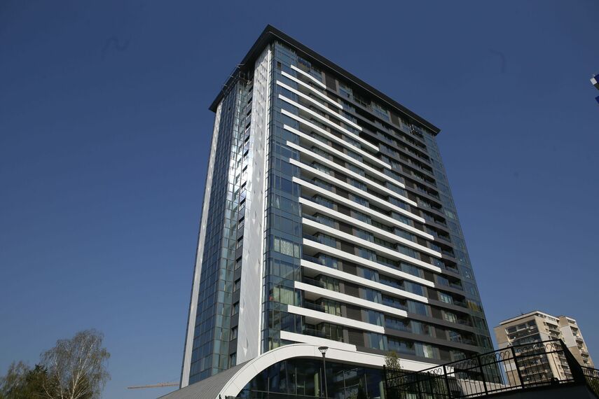 SlimLine 38 Windows, HiFinity Sliding & Folding, RB Glass Complementary Systems and CW 50-HI Façades - Apartmentcomplex Diamond 1 located in Sofia, Bulgaria