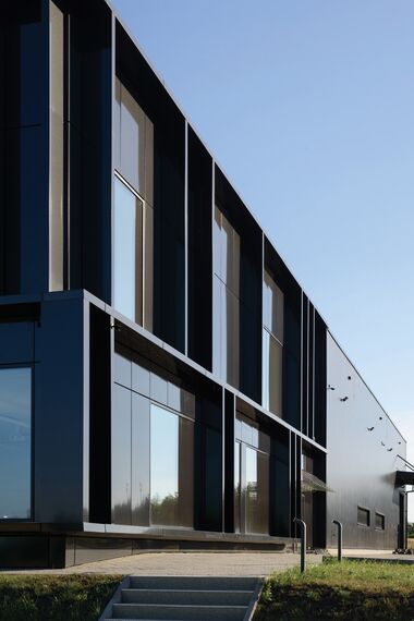 ConceptSystem 59Pa Windows, ConceptPatio 155 Sliding & Folding and CW 50-HI Façades - Office building Pivexin Technology Headquarter located in Babice, Poland