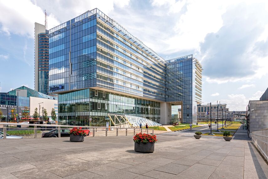 CW 50-HI Façades - Residental/Project Radisson Blu located in Vilnius, Lithuania