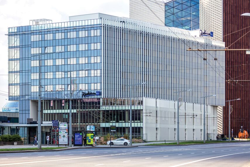 CW 50-HI Façades - Residental/Project Radisson Blu located in Vilnius, Lithuania
