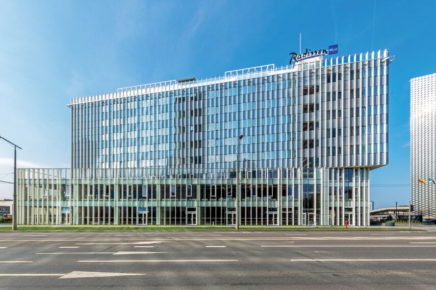 CW 50-HI Façades - Residental/Project Radisson Blu located in Vilnius, Lithuania