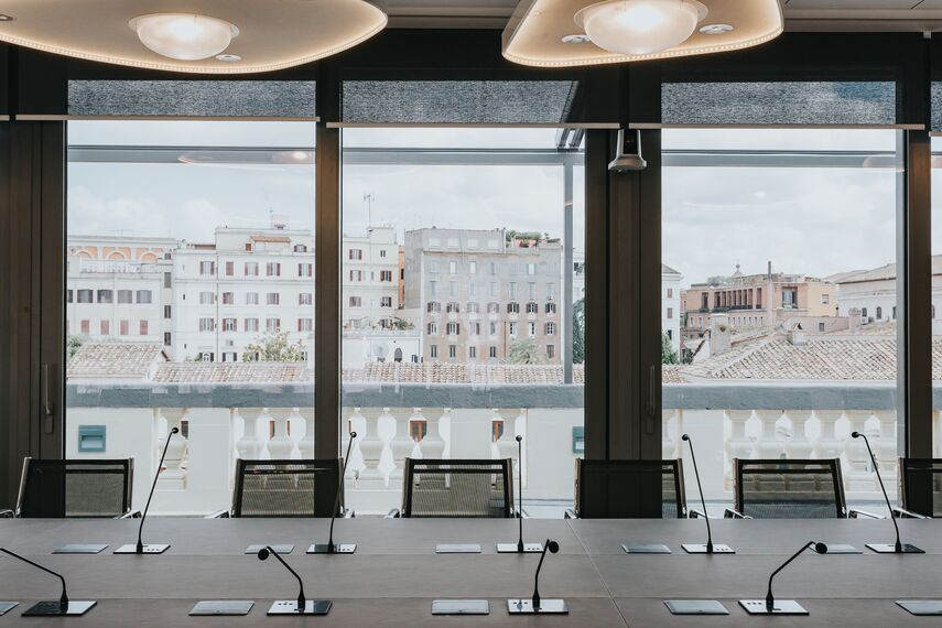 SlimLine 38 Windows and ConceptSystem 77 Windows - Office building Office building Roma located in Rome, Italy