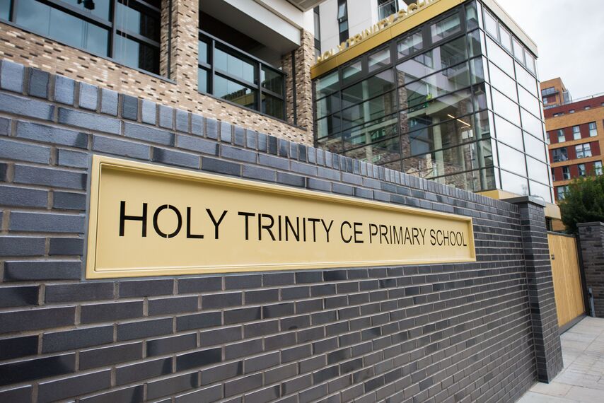 Vision 50 Doors, ConceptSystem 77 Windows, ConceptFolding 77 Sliding & Folding, CW 50 Standard Façades and CW 50 Façades - Apartmentcomplex Holy Trinity School and Vibe Apartments located in London, United Kingdom