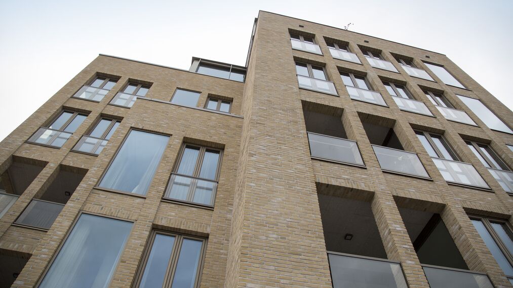 SlimLine 38 Windows, CS 59 Automatic Door Doors, CS 77 Standard Doors and CS 77 Doors - Appartments at Emmaplein located in 's Hertogenbosch, The Netherlands