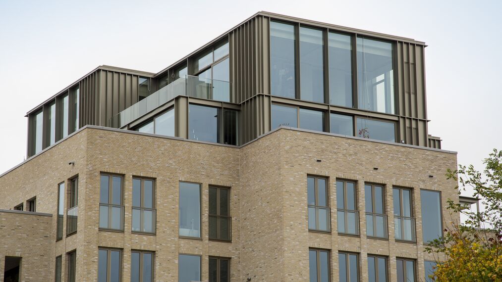 SlimLine 38 Windows, CS 59 Automatic Door Doors, CS 77 Standard Doors and CS 77 Doors - Appartments at Emmaplein located in 's Hertogenbosch, The Netherlands