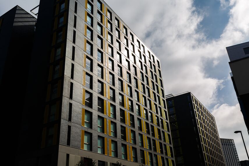 ConceptSystem 68 Doors and CW 50-HI Façades - Residental/Project Sherwood Court located in London, United Kingdom