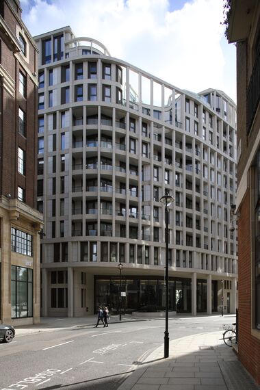 ConceptWall 50 Façades and ConceptSystem 77 Windows - Cleland House located in London, United Kingdom