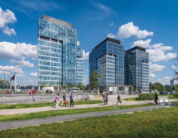 CW 50-HI Façades and CW 50-SC Façades - Office building West Station located in Warsaw, Poland