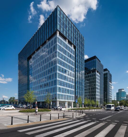 CW 50-HI Façades and CW 50-SC Façades - Office building West Station located in Warsaw, Poland