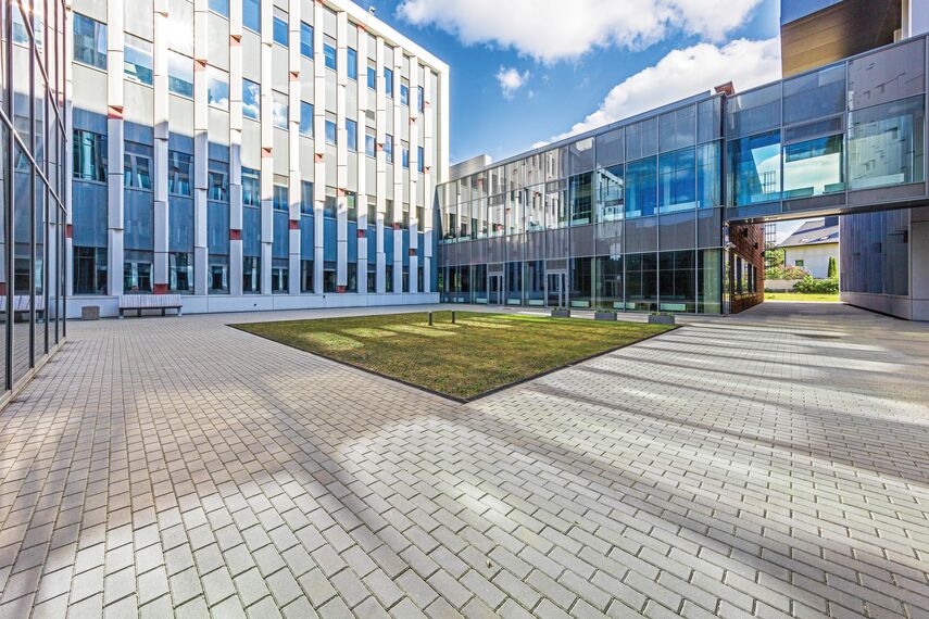 ConceptWall 50 Façades and CW 50-FP Façades - Life Sciences Centre of Vilnius University (JGMC) located in Vilnius, Lithuania