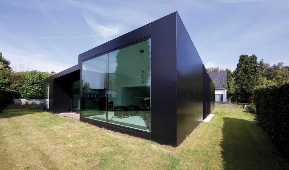 ConceptSystem 77 Windows, ConceptWall 50 Façades and CS 77 Softline Doors - House Private House Reet 1 located in Reet, Belgium