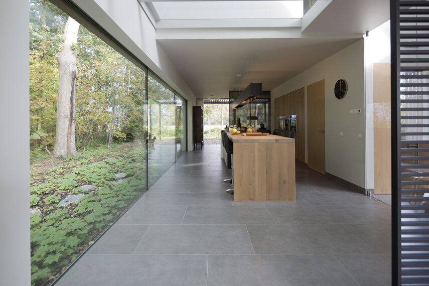 CS 86-HI (c) Cancelled Systems, ConceptWall 50 Façades and HiFinity Sliding & Folding - Villa Forest villa Voorschoten located in Voorschoten, The Netherlands