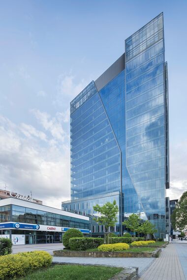 CS 86-HI (c) Cancelled Systems, CW 50-HI Façades and CW 50-FP Façades - Office building Office building Neptun located in Gdańsk, Poland
