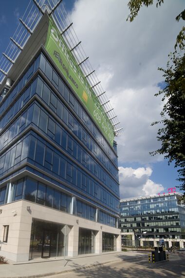 ConceptWall 50 Façades and CW 50-HI Façades - Business center T-Mobile Business Centre located in Warsaw, Poland