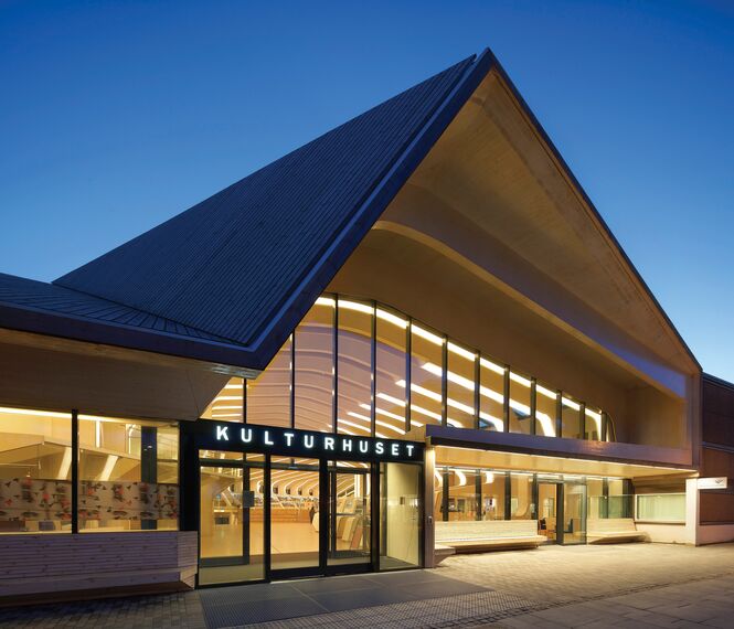 CW 50-HI Façades and CS 59Pa Automatic Door Doors - Library Vennesla Library located inNorway