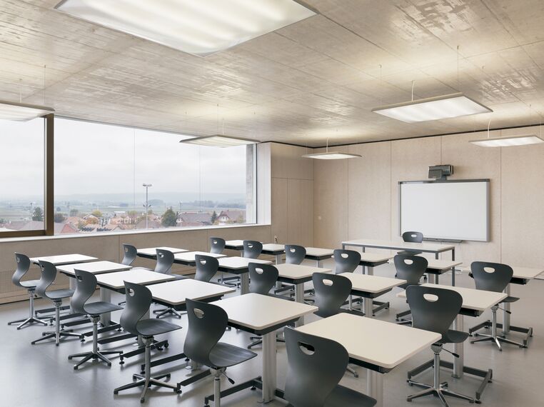 CS 86-HI (c) Cancelled Systems and CW 50-HI Façades - School extension Kerzers located inSwitzerland