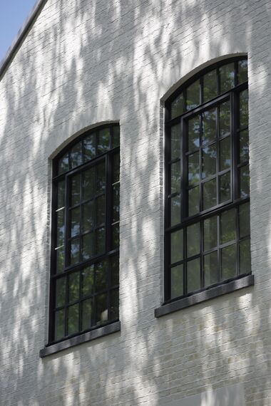 CS 38-SL (c) Cancelled Systems, ConceptSystem 77 Windows, ConceptPatio 130 Sliding & Folding, Vision 50 Doors and ConceptWall 50 Façades - Apartmentcomplex Paynes & Borthwick located in London, United Kingdom