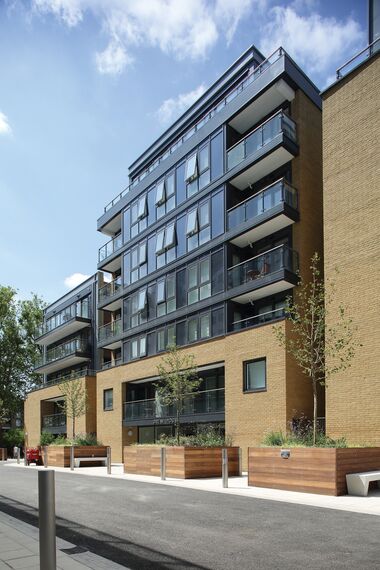 CS 38-SL (c) Cancelled Systems, ConceptSystem 77 Windows, ConceptPatio 130 Sliding & Folding, Vision 50 Doors and ConceptWall 50 Façades - Apartmentcomplex Paynes & Borthwick located in London, United Kingdom