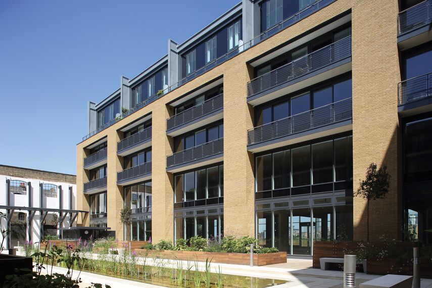 CS 38-SL (c) Cancelled Systems, ConceptSystem 77 Windows, ConceptPatio 130 Sliding & Folding, Vision 50 Doors and ConceptWall 50 Façades - Apartmentcomplex Paynes & Borthwick located in London, United Kingdom
