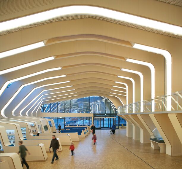 CW 50-HI Façades and CS 59Pa Automatic Door Doors - Library Vennesla Library located inNorway